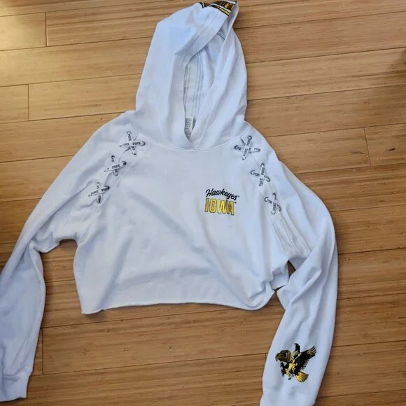 Pink Iowa Hawkeyes Cropped sweatshirt women's medium. - Picture 1 of 6